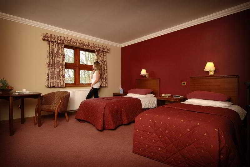 קירקאלדי Dean Park Hotel מראה חיצוני תמונה