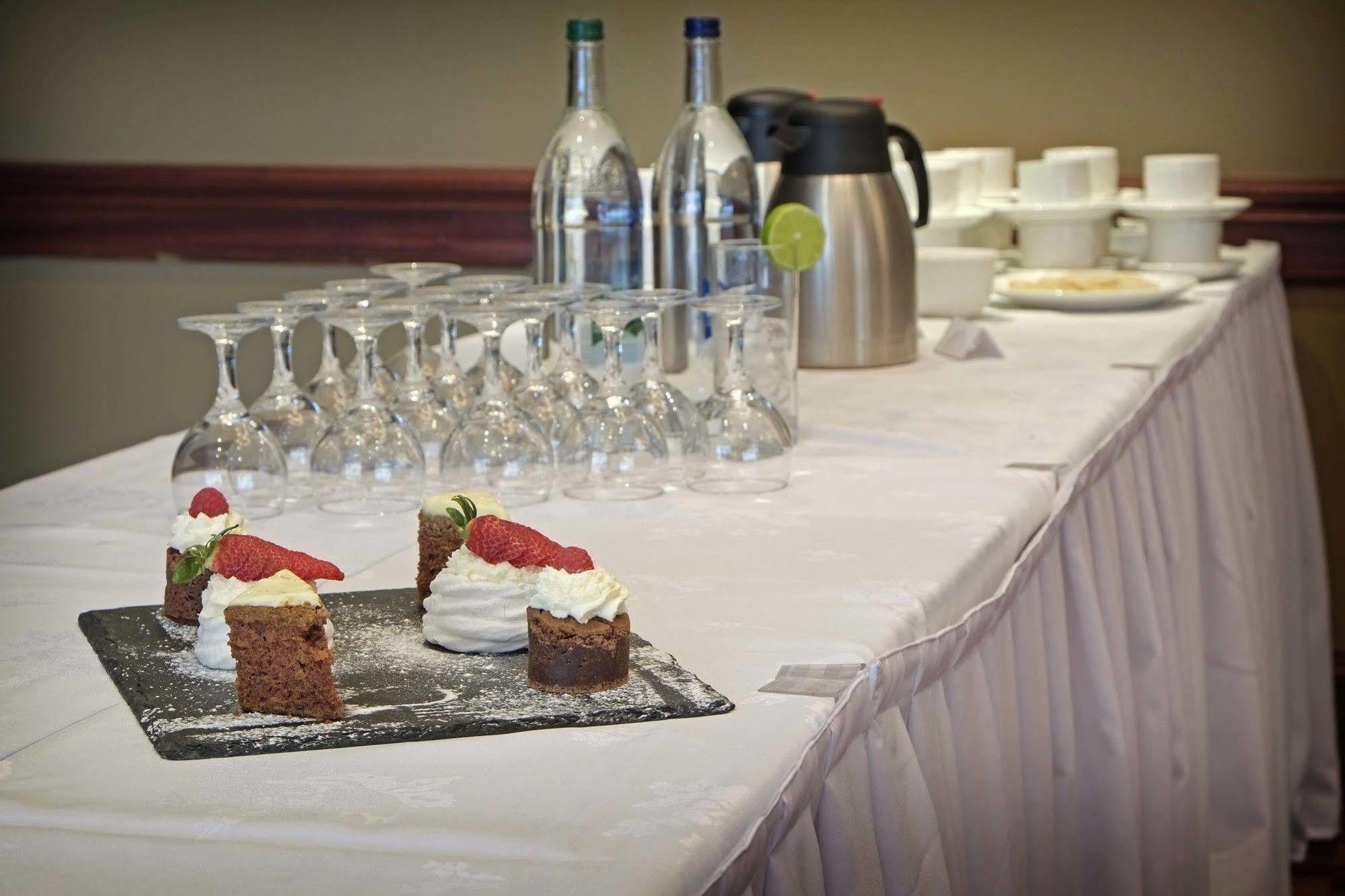 קירקאלדי Dean Park Hotel מראה חיצוני תמונה